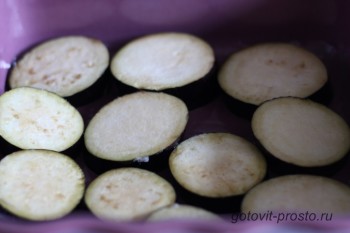 как приготовить баклажаны в духовке с помидорами и сыром